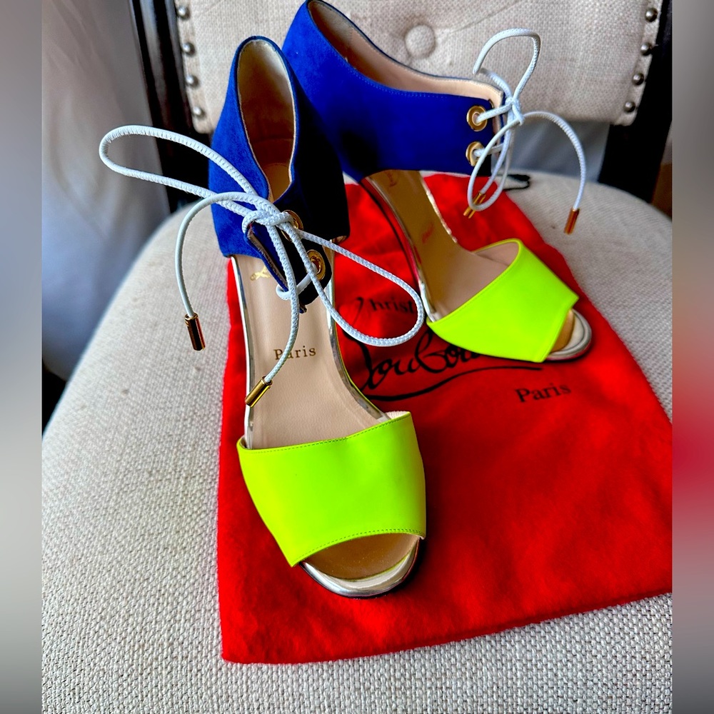 Suede sandals double colored Christian Loubutin